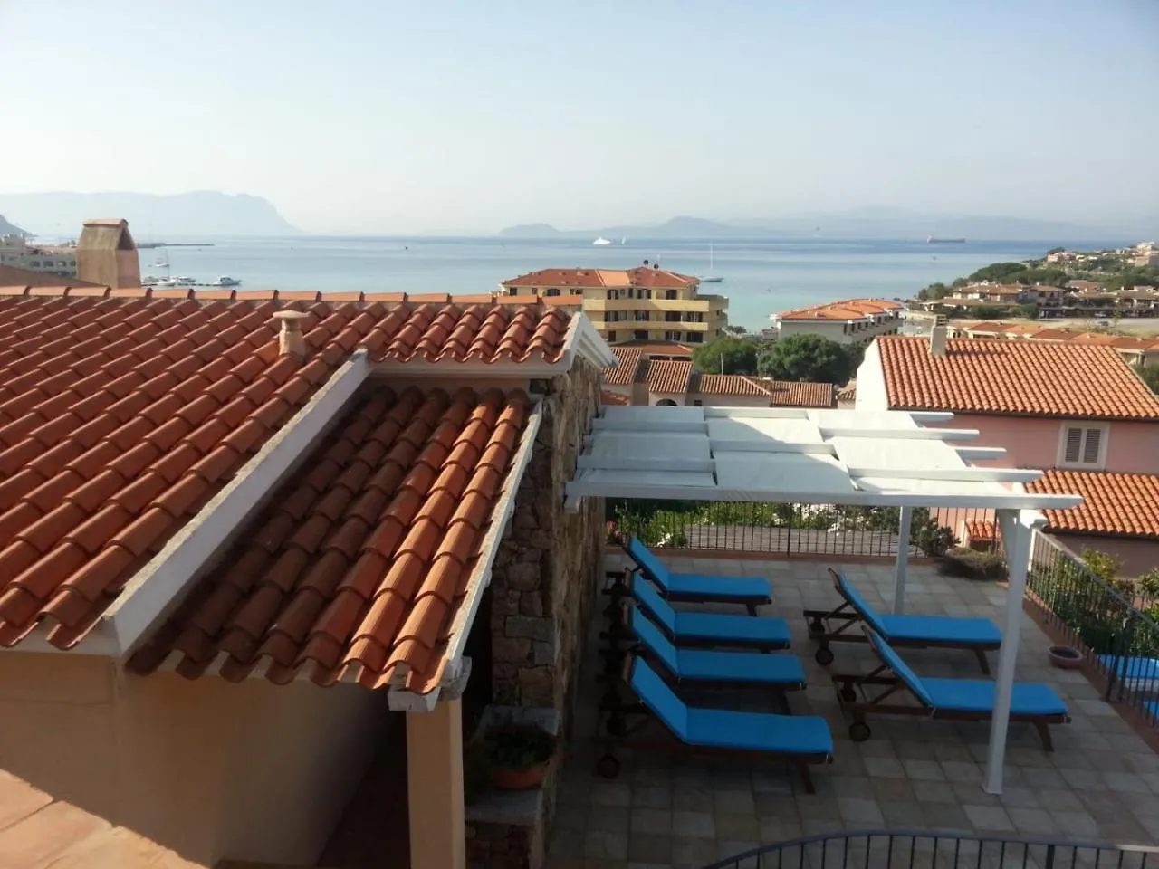 Sardinia Blu Residence Golfo Aranci 2*,